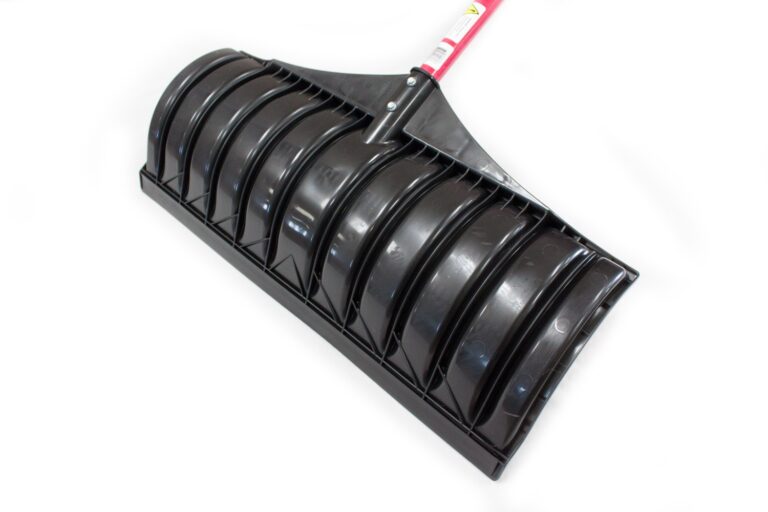 27" Poly Snow Pusher with Poly DGrip Bully Tools, Inc.