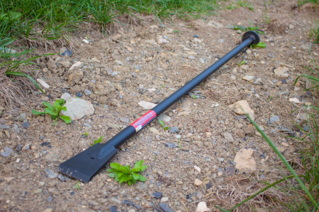 Using Digging Bar Tamping / Digging Bar with 3/8-Inch Thick Steel Plate - Bully Tools, Inc.