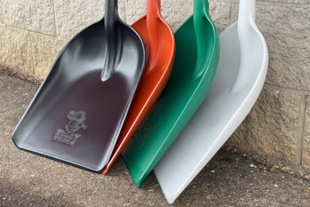 All four colors of One Piece Poly Scoops