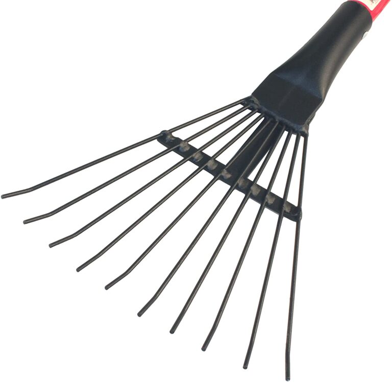 Fiskar Shrub Rake Rake 8 Inch 8-Inch Shrub Rake with Fiberglass Handle - Bully Tools, Inc.