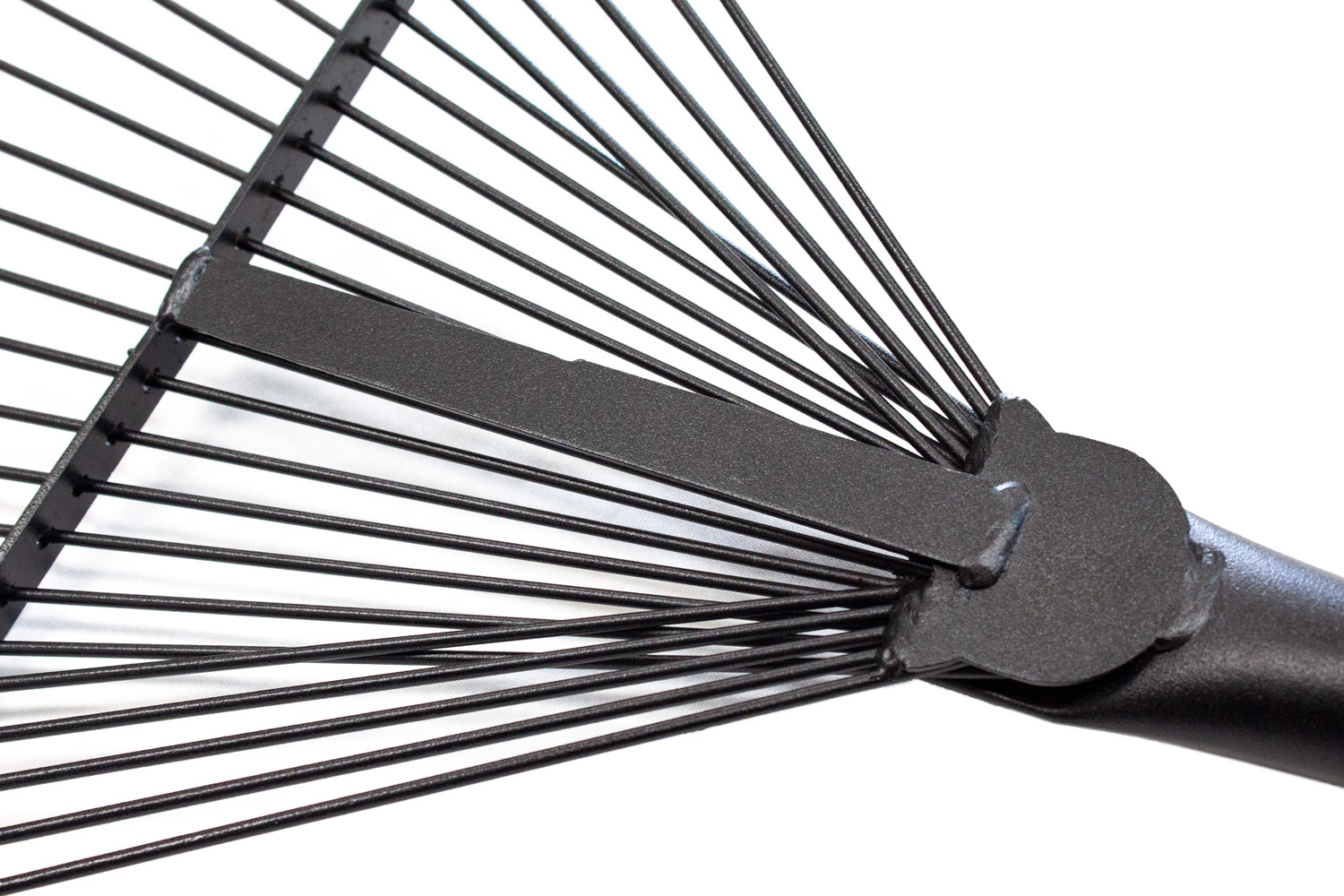 thatching-rake-weld-02 Bottom of Thatching Rake; highlight on weld