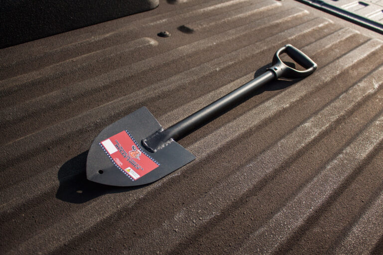 Steel Trunk Shovel with Poly DGrip Bully Tools, Inc.